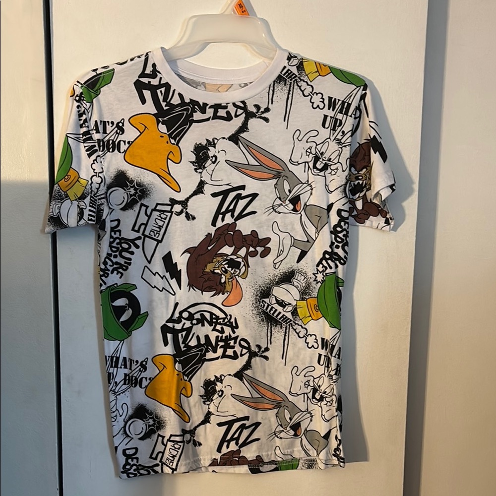 Warner Bros. White and Black Short Sleeve Tee